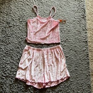 Colsie Ribbed Pink Velvet PJ Set Valentine’s Day